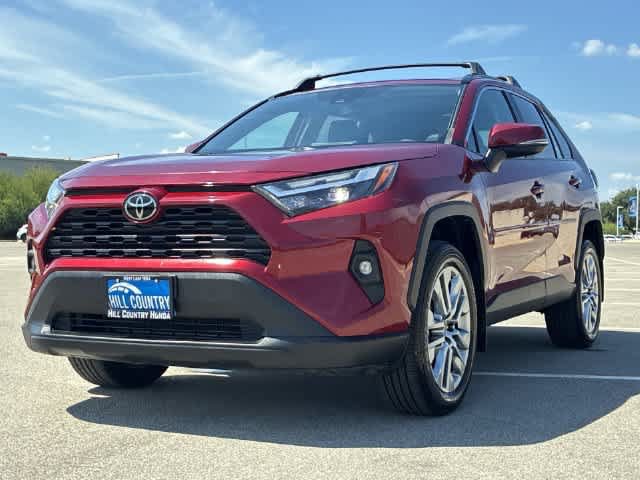 Used 2023 Toyota RAV4 XLE Premium FWD image 11