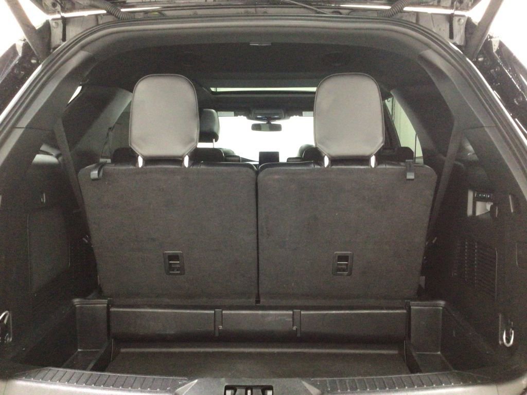 Used 2024 Ford Explorer ST w/ Technology Package image 29