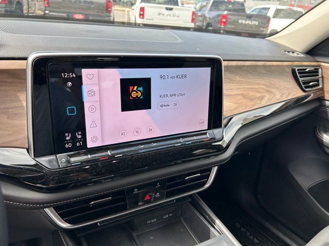 Used 2024 Volkswagen Atlas SE image 22