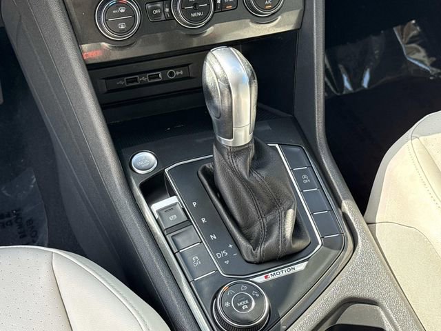 Used 2018 Volkswagen Tiguan SE image 22