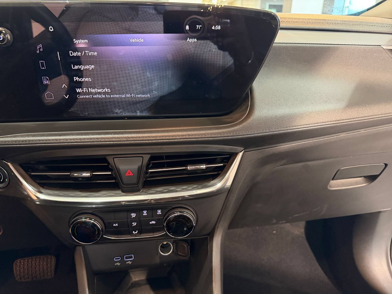 Used 2026 Buick Encore GX Preferred FWD image 16