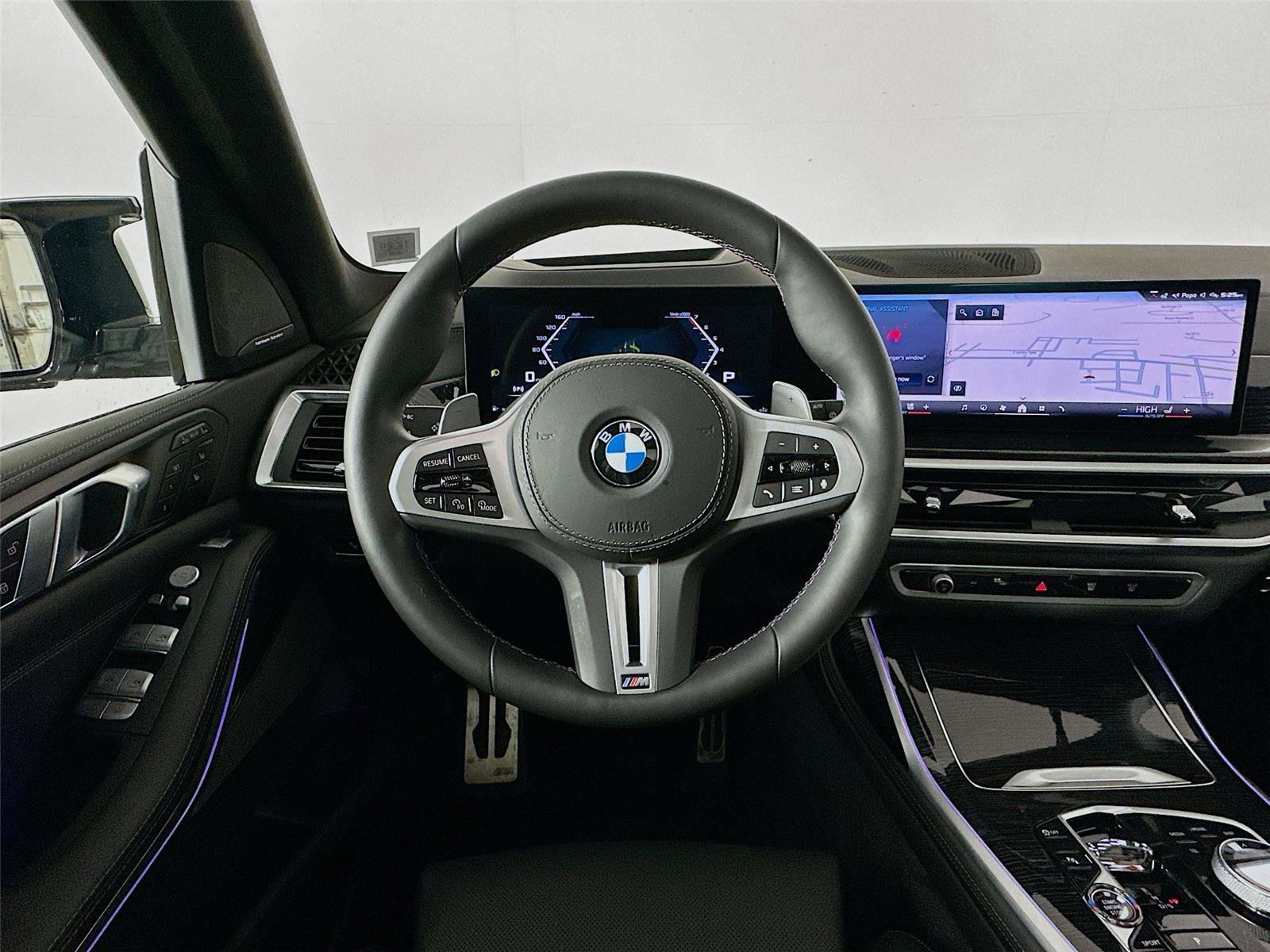 Used 2025 BMW X7 M60i w/ Executive Package image 11