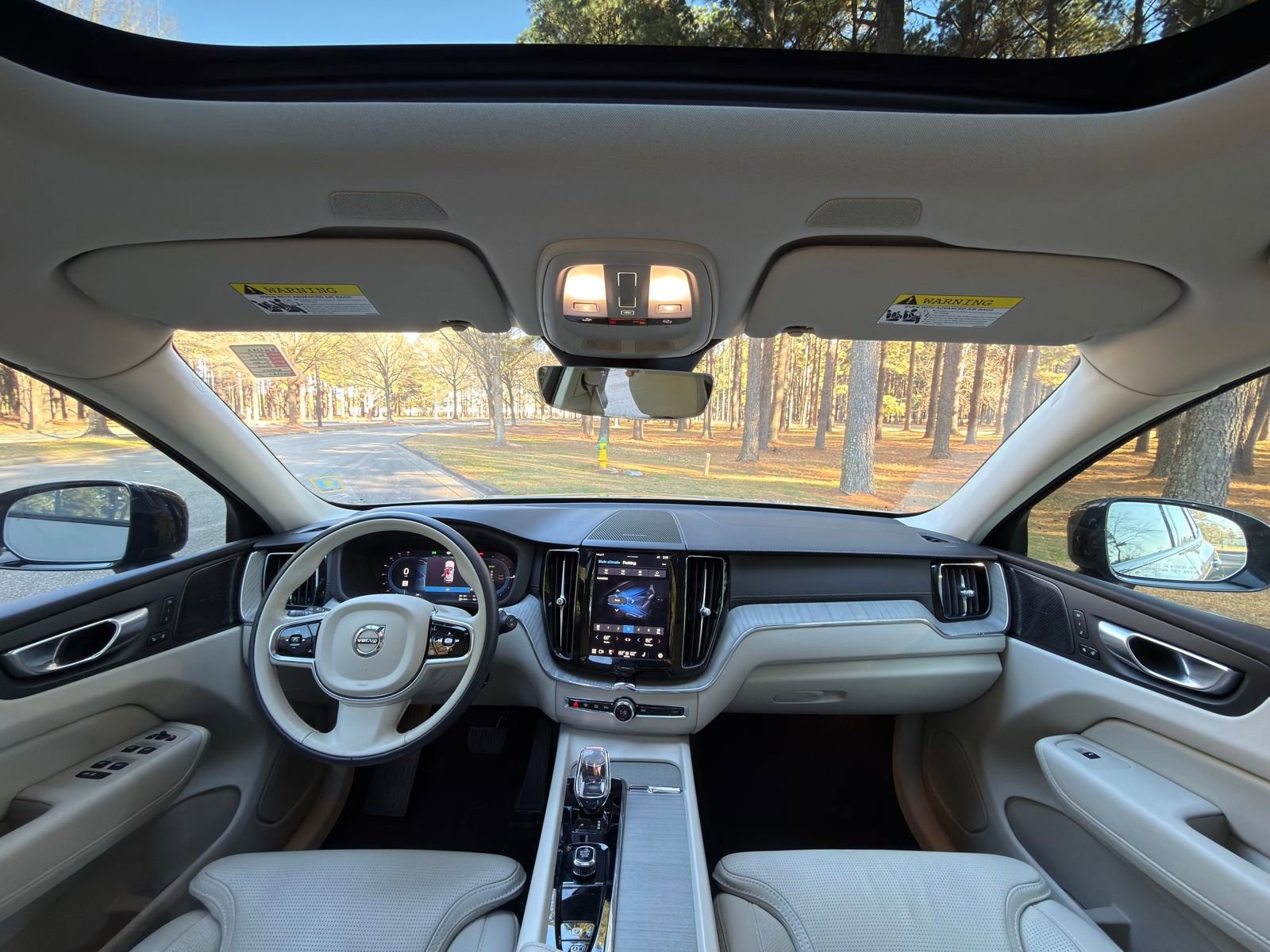 Used 2024 Volvo XC60 T8 Ultimate w/ Protection Package Premier image 2