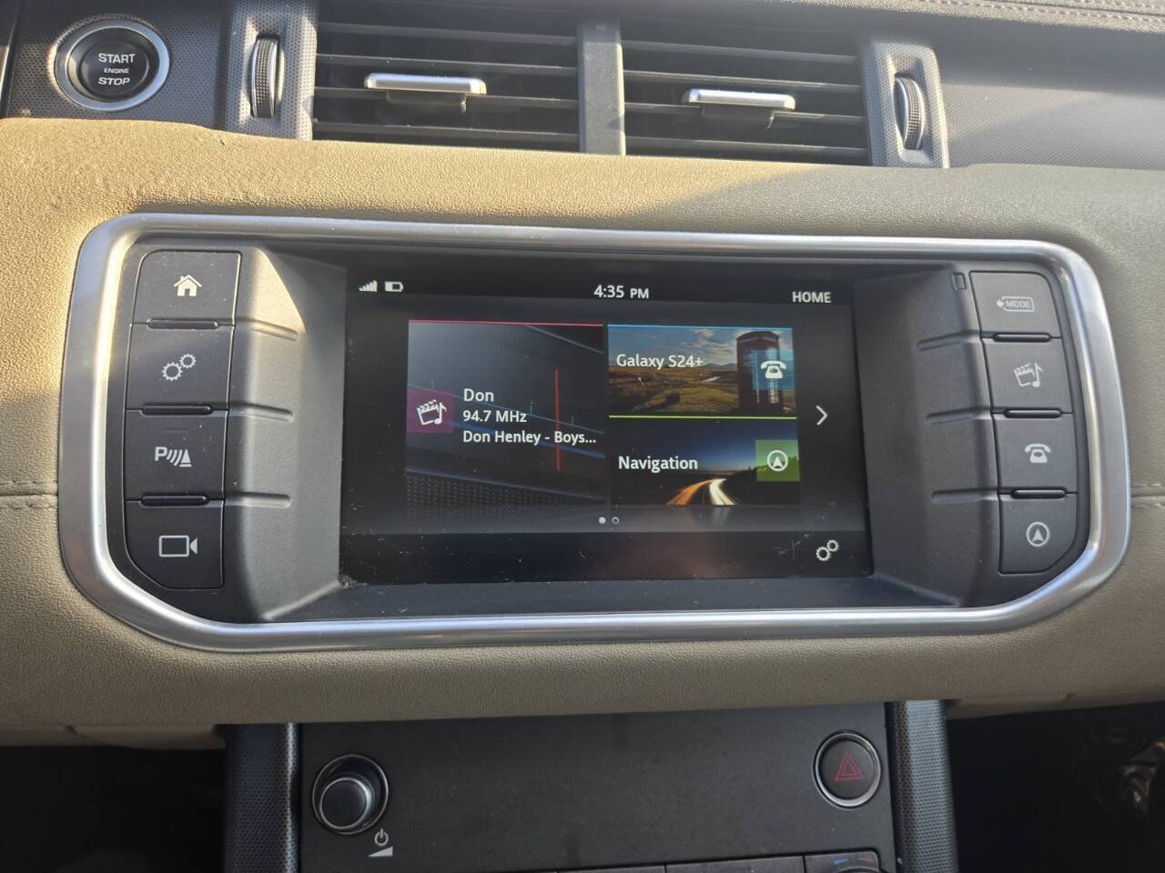 Used 2019 Land Rover Range Rover Evoque SE AWD/4WD image 37