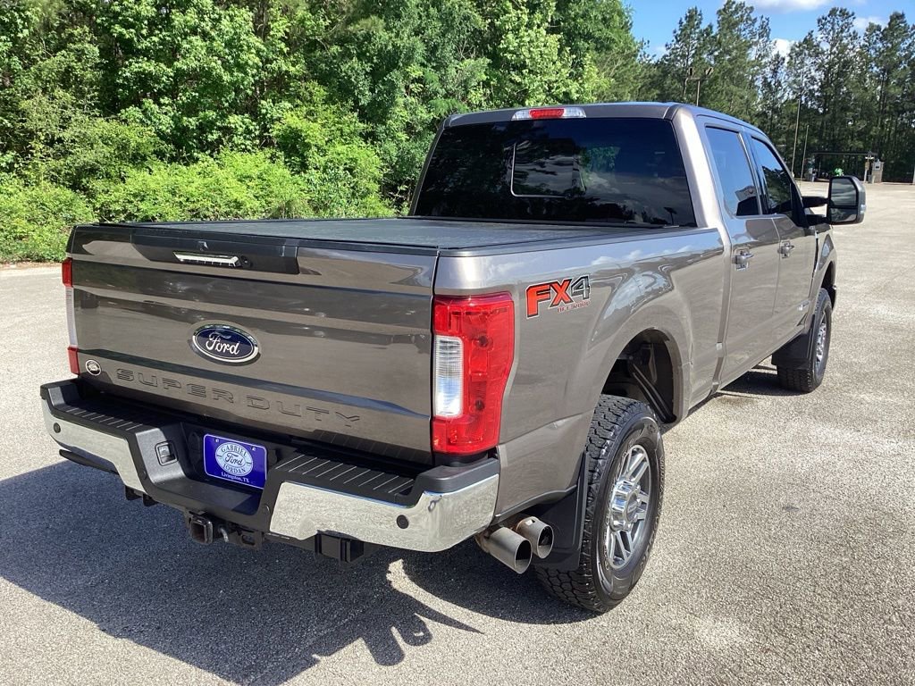 Used 2019 Ford F250 Lariat w/ Lariat Value Package AWD/4WD image 5