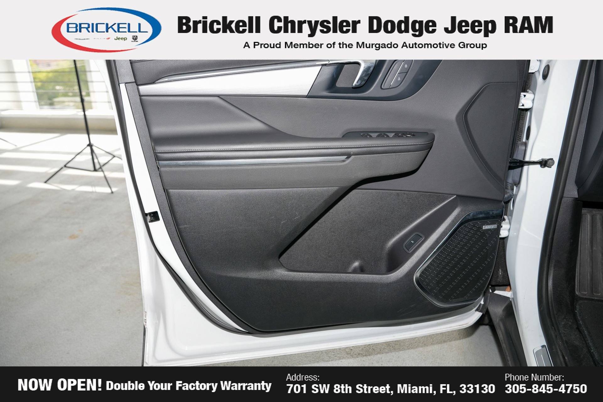 Used 2025 Buick Enclave Preferred FWD image 12