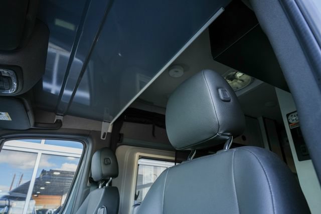 Used 2021 Mercedes-Benz Sprinter 2500 image 23