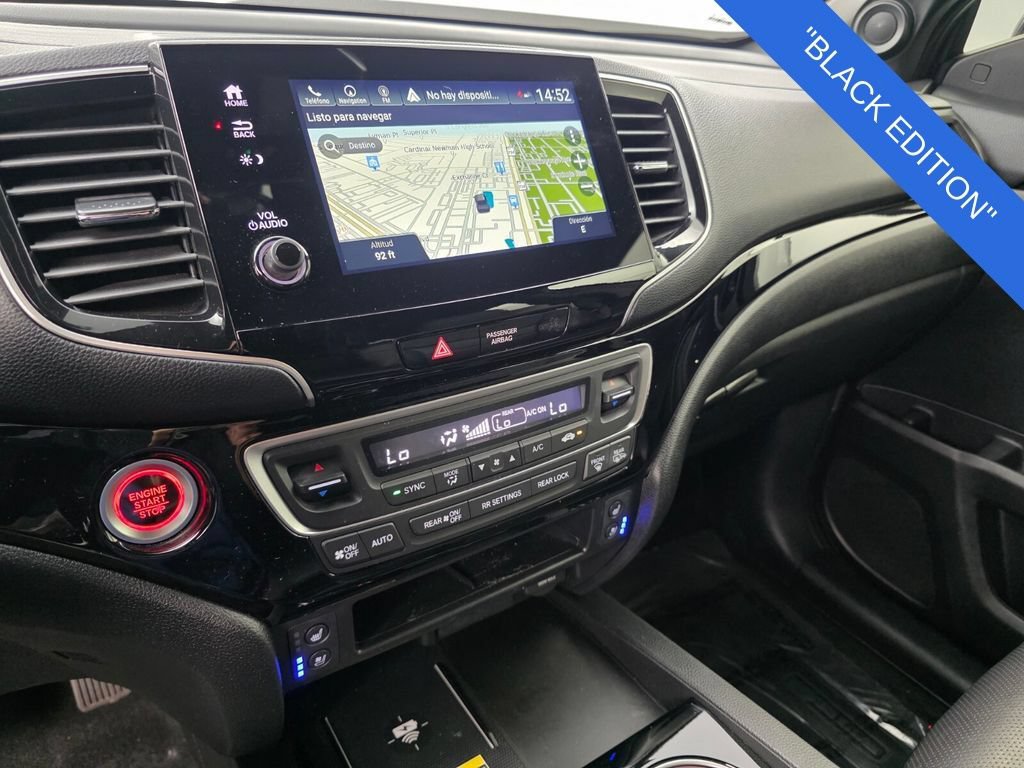 Used 2025 Honda Passport Black Edition image 24
