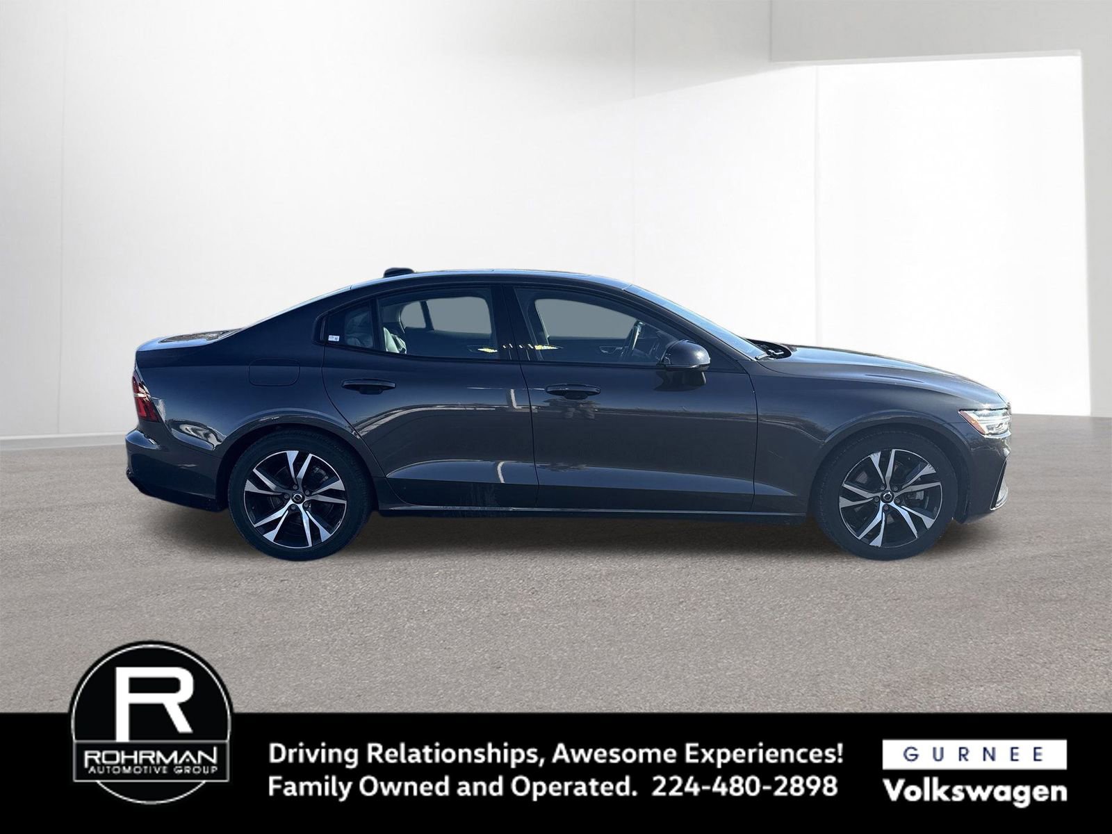 Used 2024 Volvo S60 B5 Core image 10