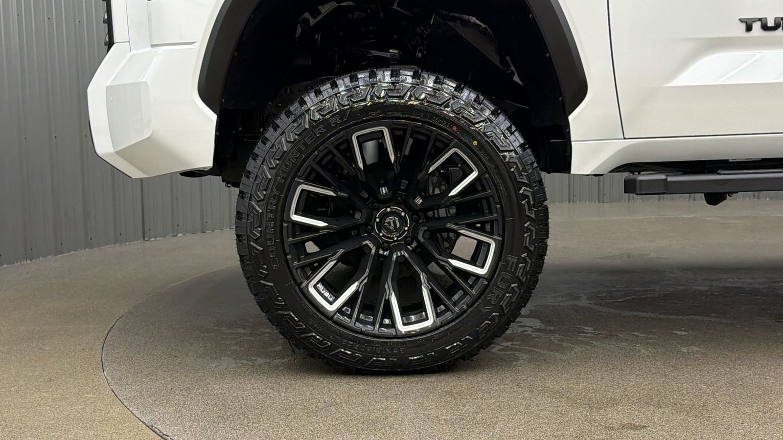 Used 2025 Toyota Tundra Limited w/ TRD Off-Road Package image 9