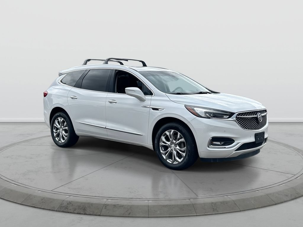 Used 2020 Buick Enclave Avenir w/ Avenir Technology Package FWD image 2