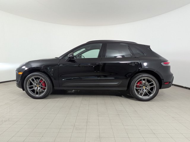 Certified 2025 Porsche Macan S AWD/4WD video 2