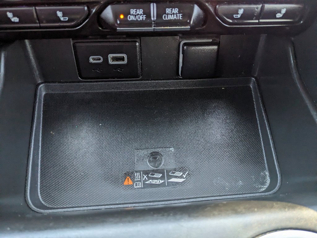 Used 2023 Chevrolet Tahoe RST image 31