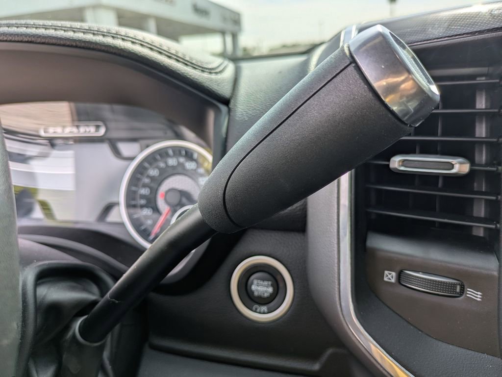 Used 2022 RAM 3500 Laramie image 21