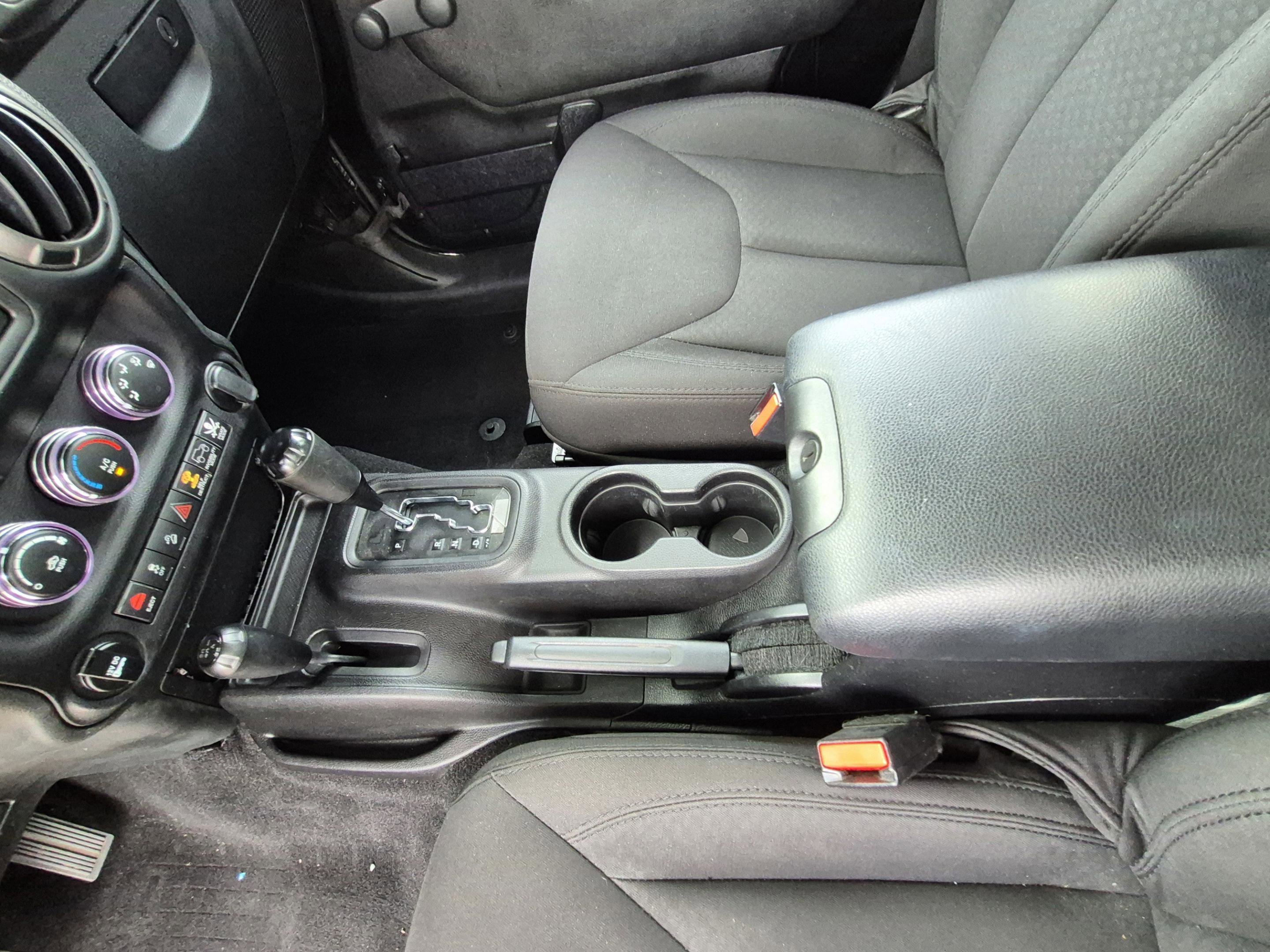Used 2015 Jeep Wrangler Sport AWD/4WD image 17