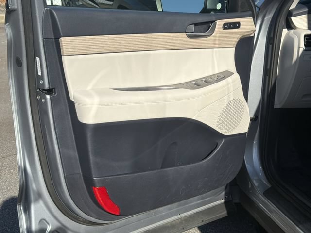 Used 2020 Hyundai Palisade SEL w/ Premium Package FWD image 12