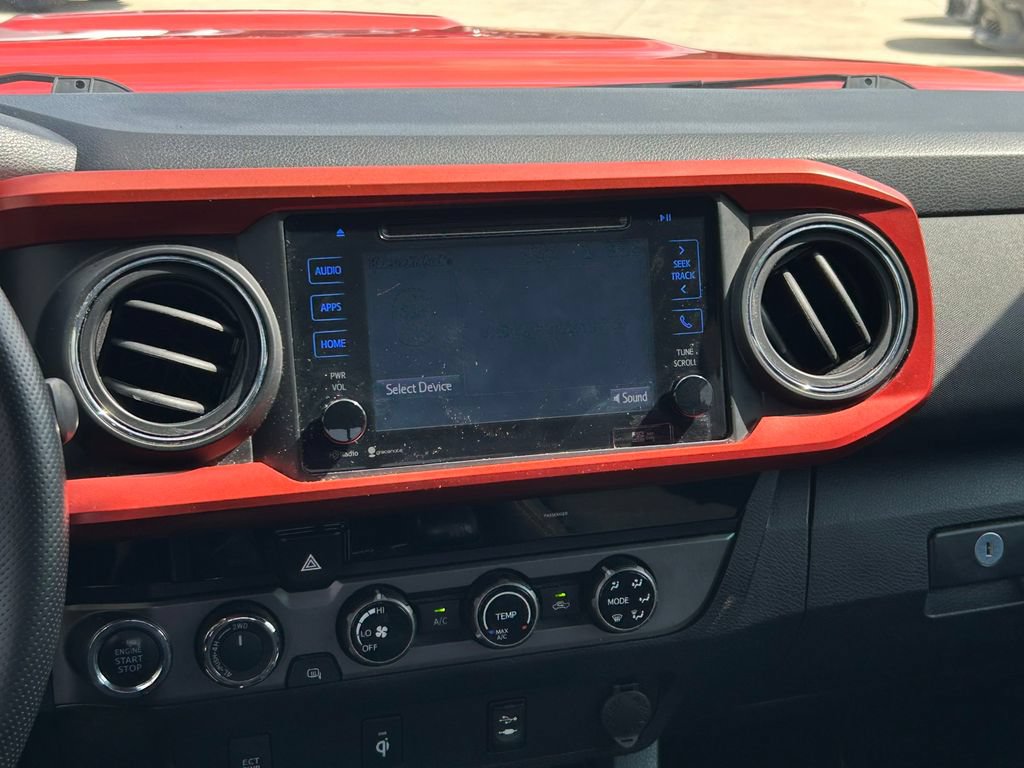 Used 2016 Toyota Tacoma TRD Sport w/ Towing Package AWD/4WD image 22