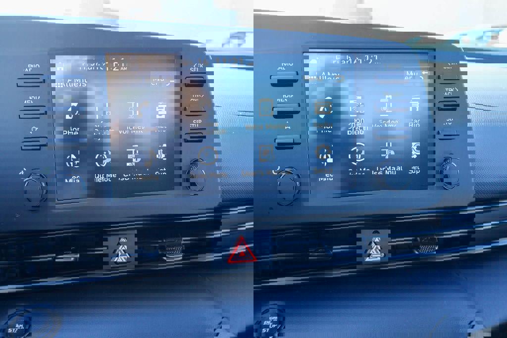 New 2026 Hyundai Elantra Sport image 5