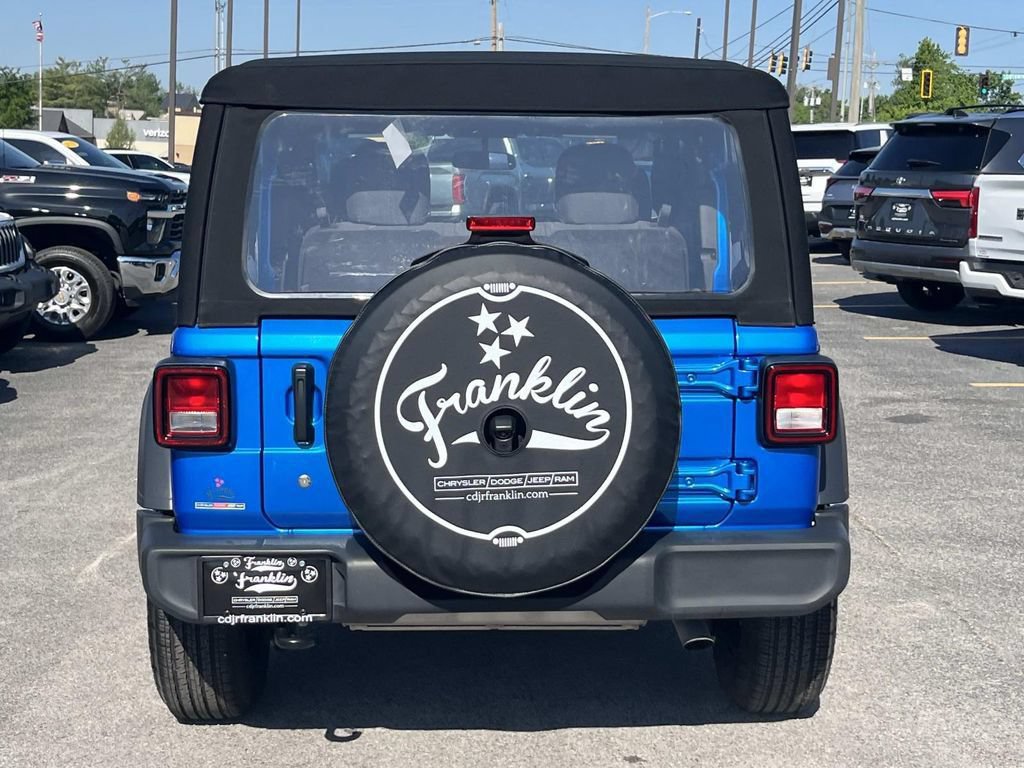 Used 2024 Jeep Wrangler Sport AWD/4WD image 11