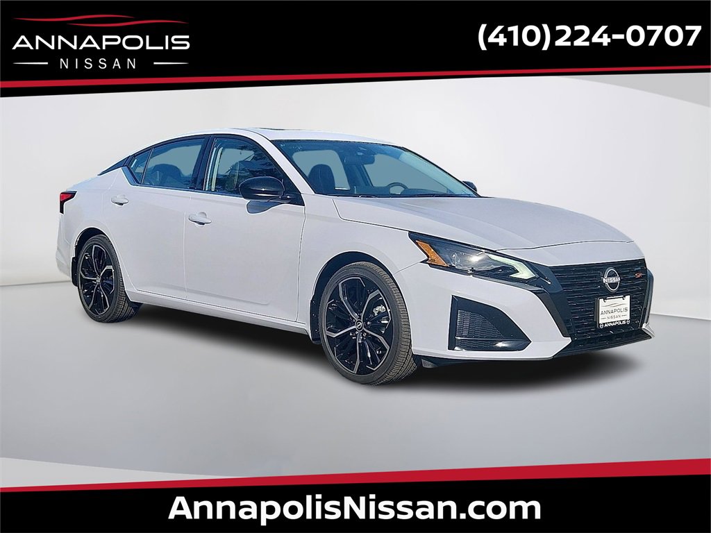 New 2025 Nissan Altima 2.5 SR w/ SR Premium Package