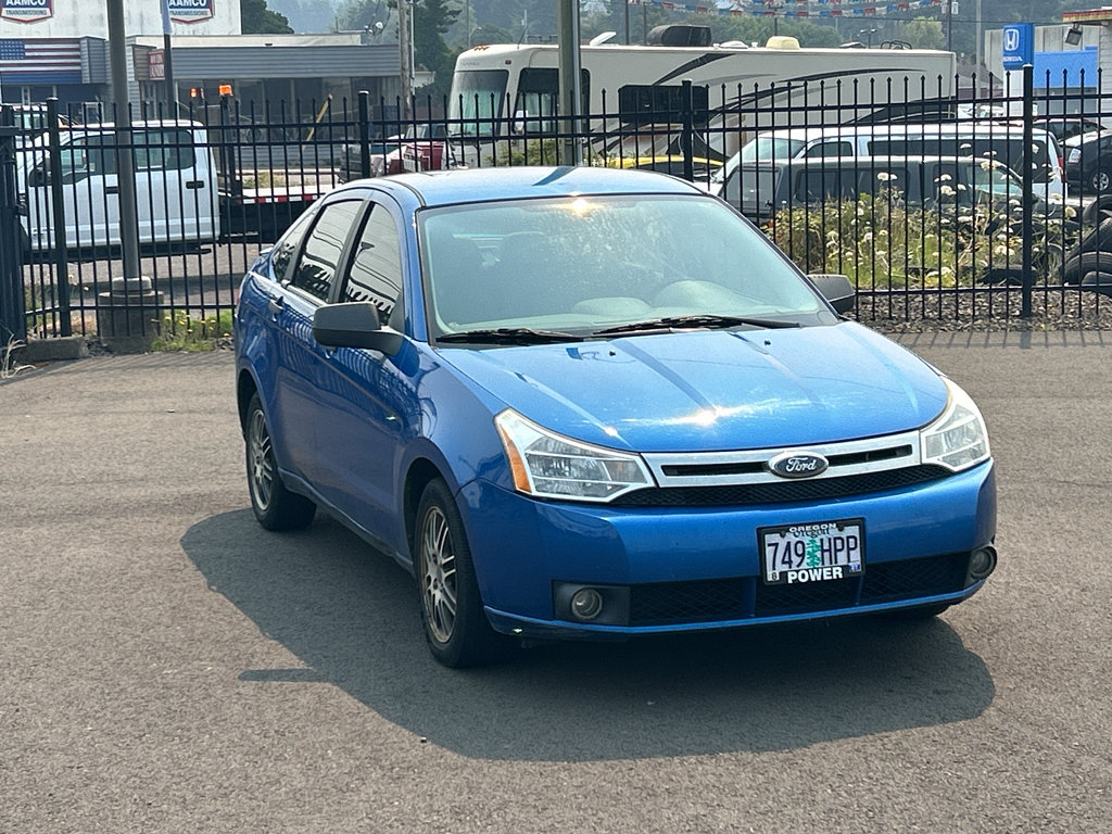 Used 2010 Ford Focus SE