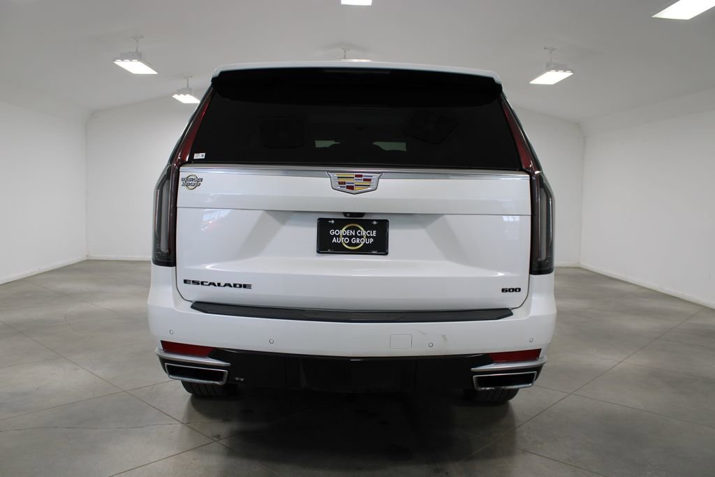 Used 2023 Cadillac Escalade Premium Luxury w/ LPO, Illumination Package image 8