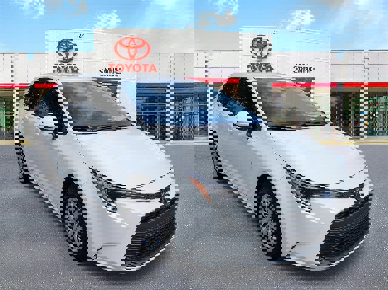 Used 2023 Toyota Corolla LE image 2
