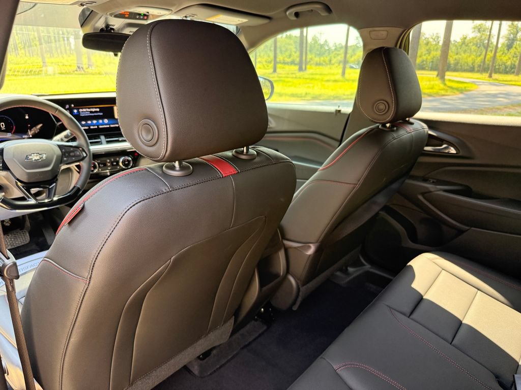 New 2026 Chevrolet Trax RS FWD image 27