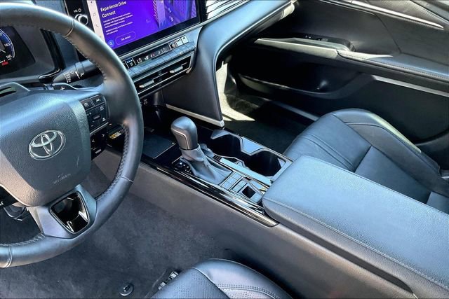 Used 2025 Toyota Camry XSE w/ Premium Plus Package image 17