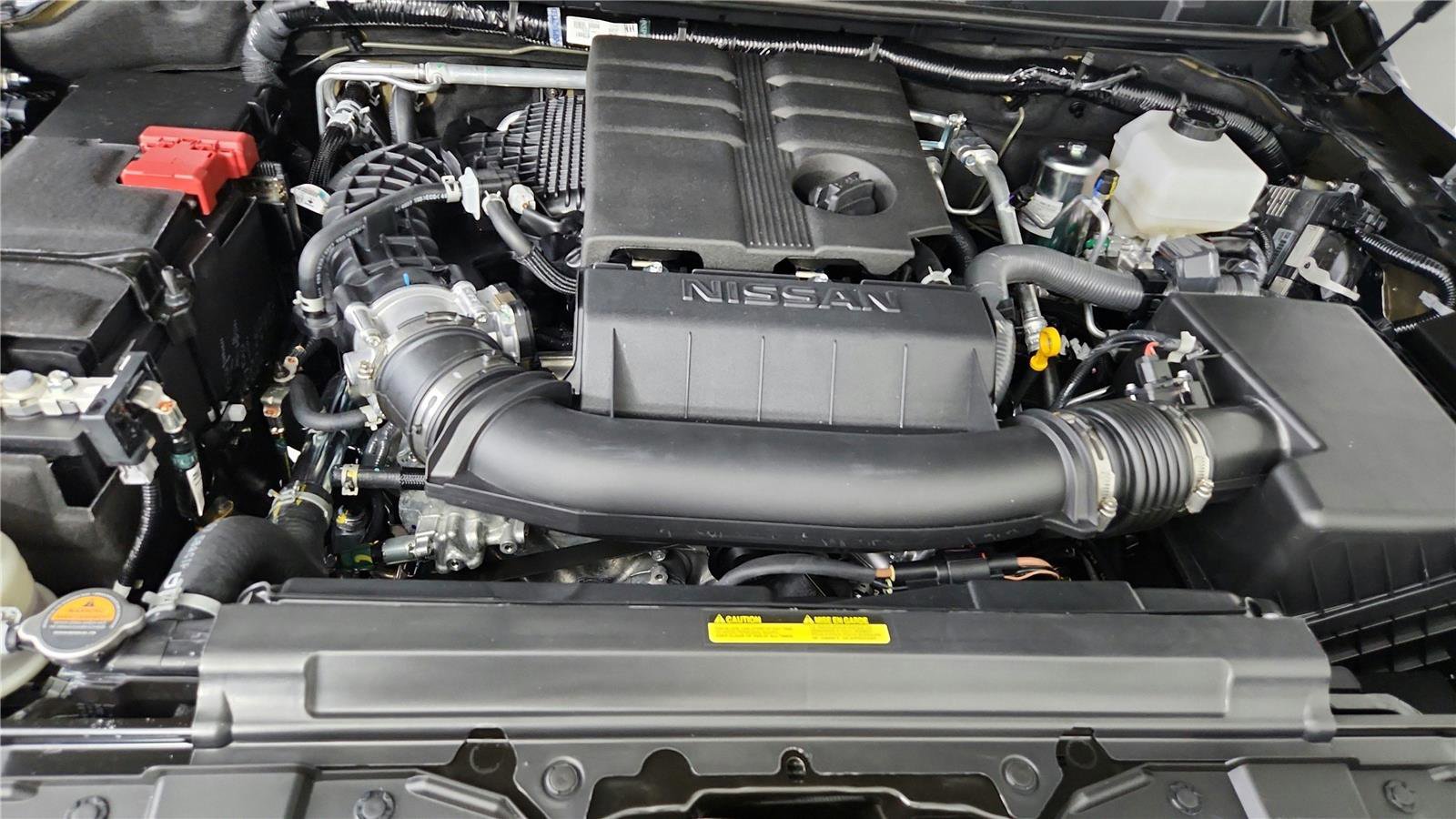 Certified 2025 Nissan Frontier SV image 38