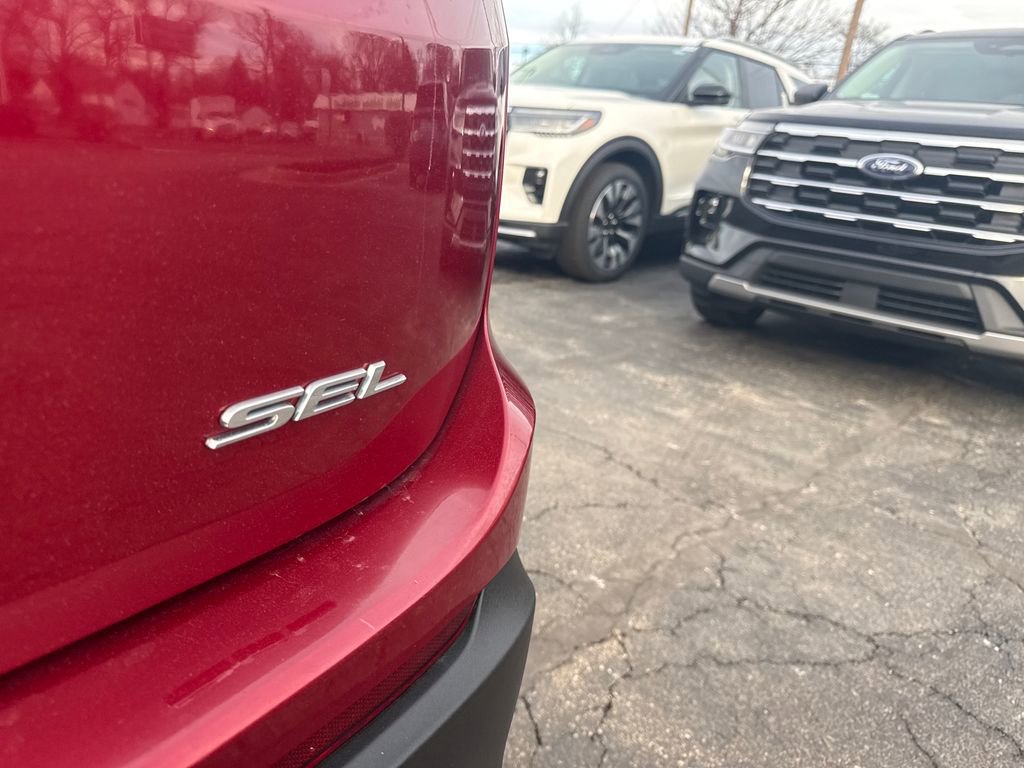 Used 2015 Ford Edge SEL w/ Equipment Group 201A image 12