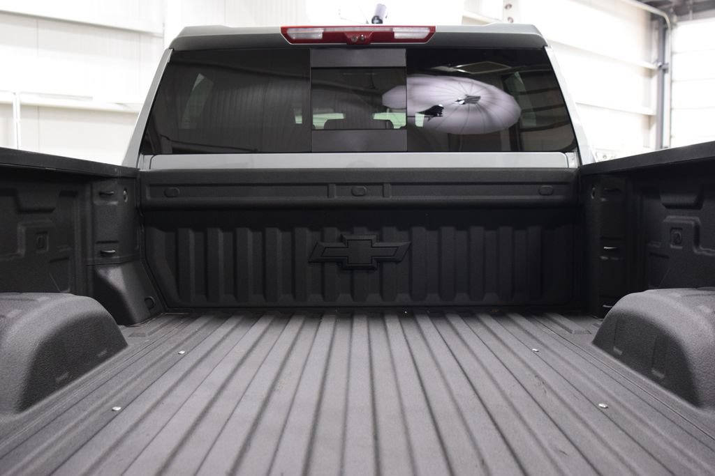 Used 2025 Chevrolet Silverado 2500 High Country w/ Technology Package AWD/4WD image 27