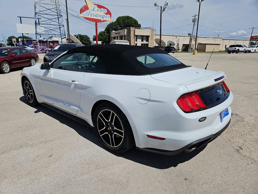 Used 2020 Ford Mustang Premium RWD image 7