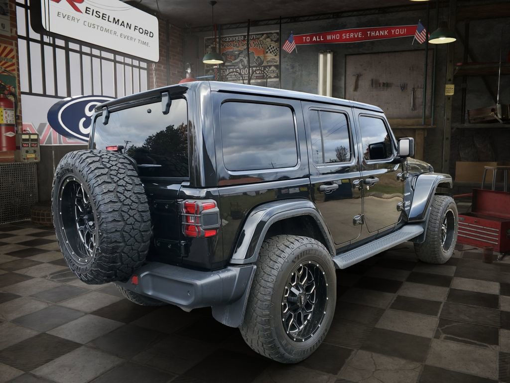 Used 2021 Jeep Wrangler Unlimited Sahara image 4