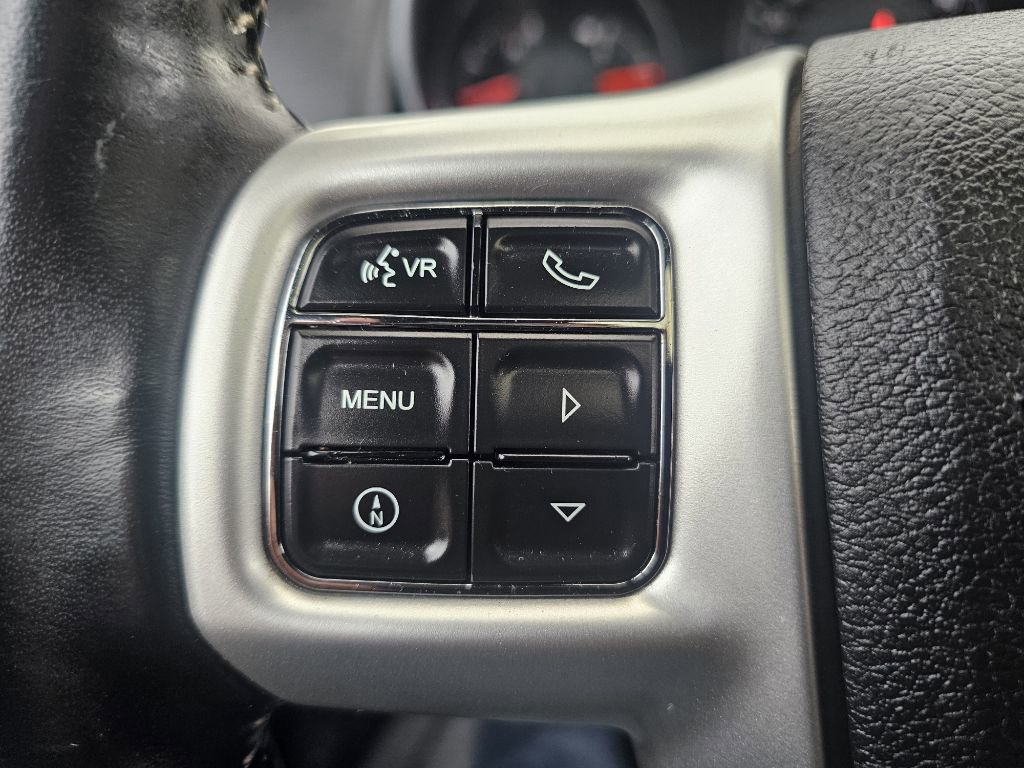 Used 2012 Chrysler 200 S image 29