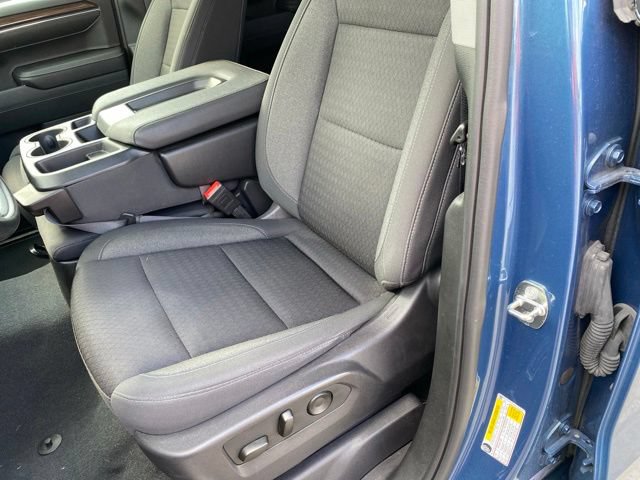 Used 2024 Chevrolet Silverado 1500 LT AWD/4WD image 16