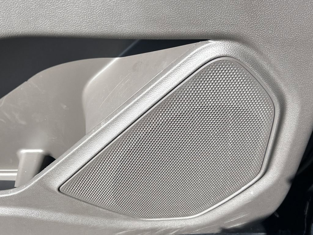 Used 2022 Ford Explorer Platinum w/ Technology Package image 20