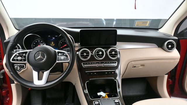 Used 2022 Mercedes-Benz GLC 300 4MATIC image 20