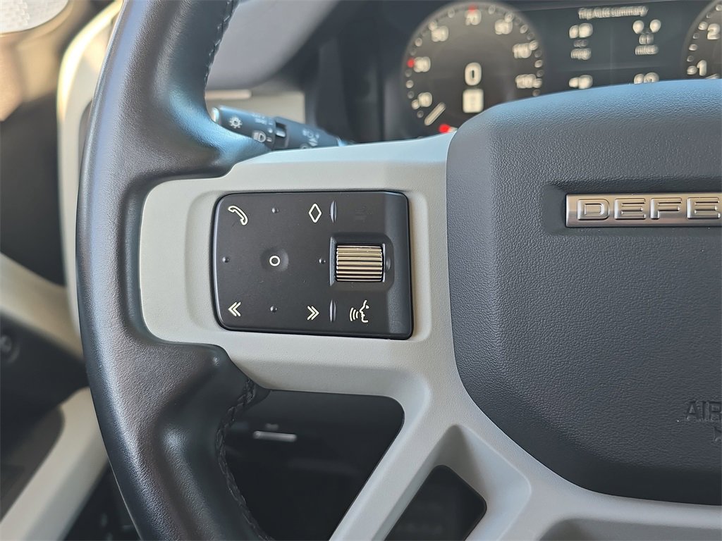 Certified 2023 Land Rover Defender 130 X-Dynamic SE image 18
