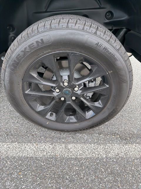 Used 2025 Jeep Wrangler Sahara w/ Safety Group image 7