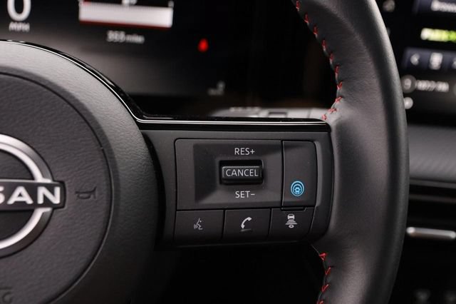 Certified 2025 Nissan Kicks SR FWD image 12