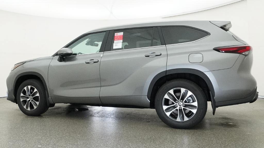 New 2026 Toyota Highlander XLE AWD/4WD image 9