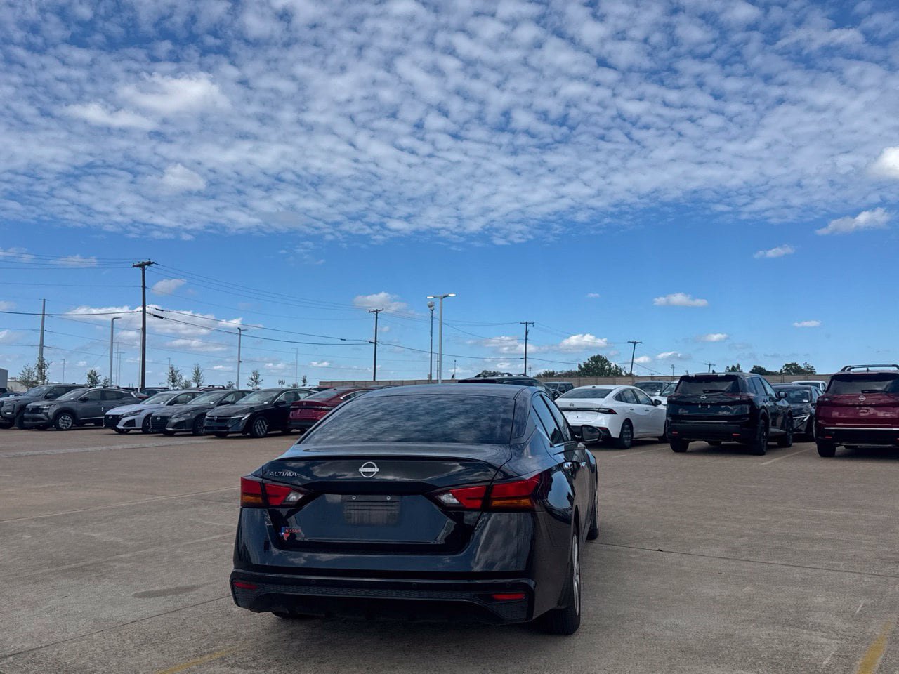 Used 2023 Nissan Altima 2.5 S FWD image 25