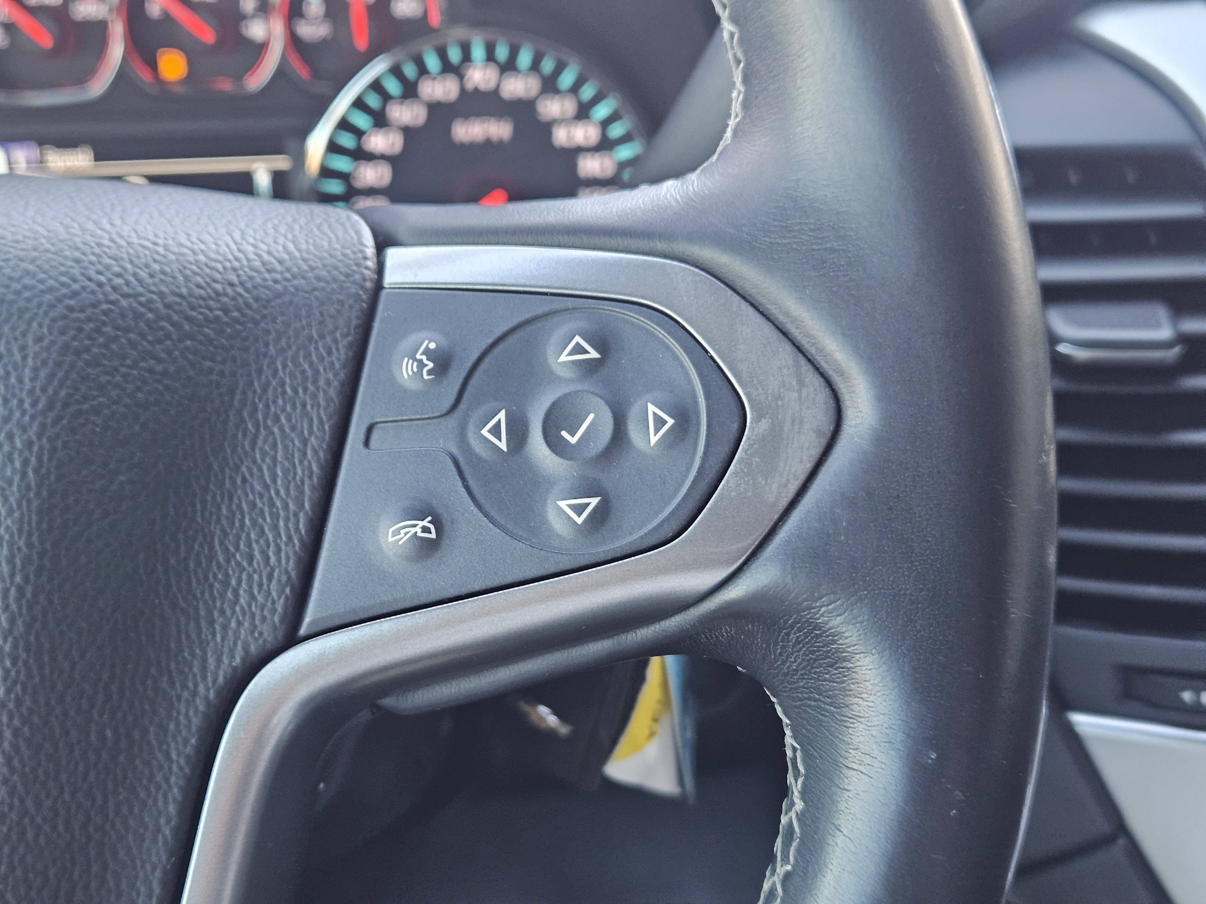 Used 2019 Chevrolet Tahoe LT image 28