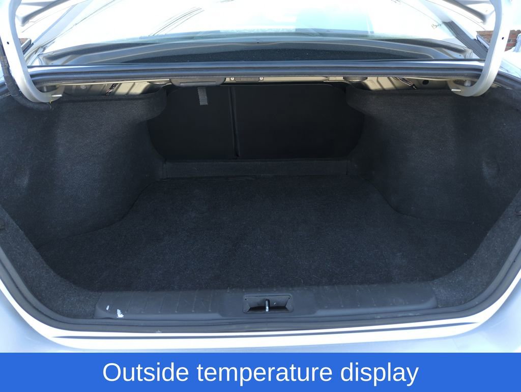 Used 2020 Nissan Sentra SV w/ Trunk Package image 28