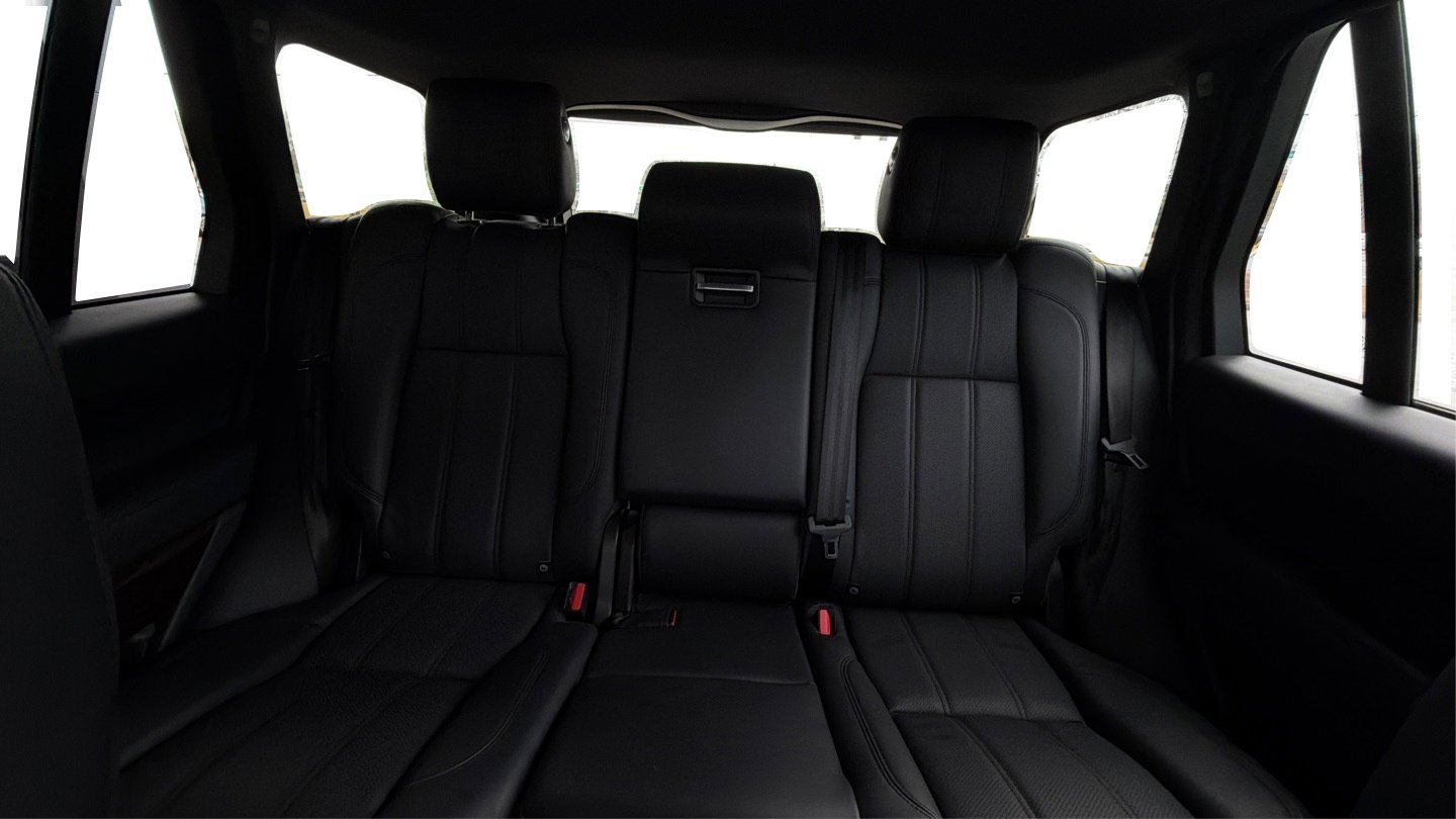 Used 2016 Land Rover Range Rover HSE image 19