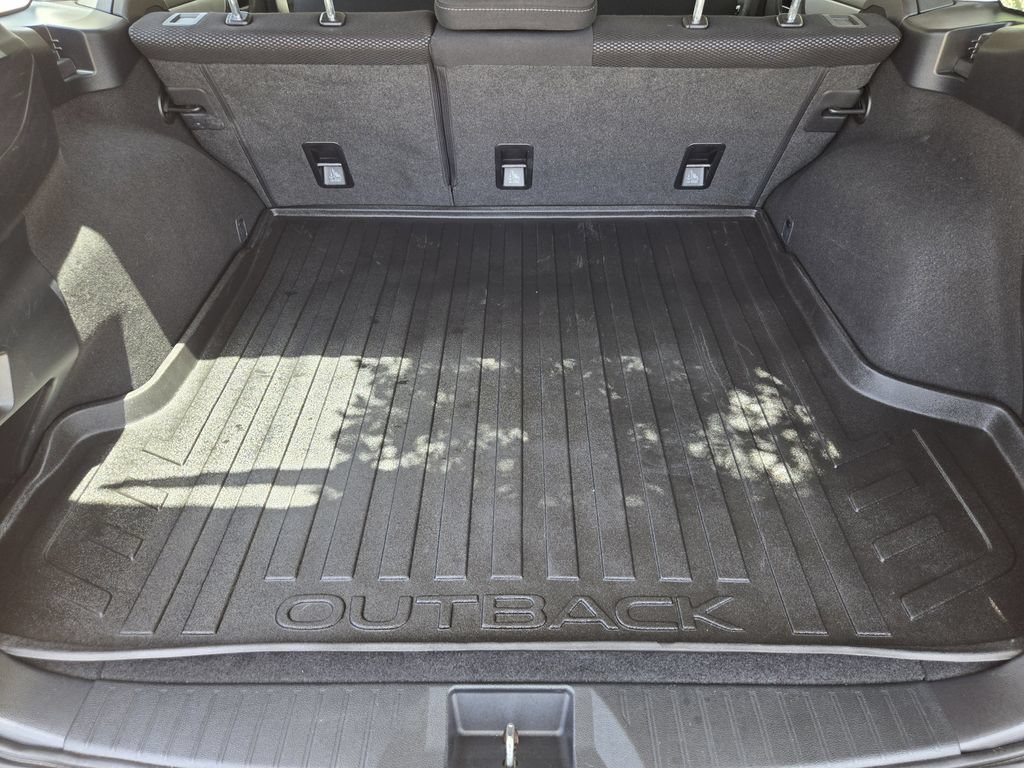 Used 2019 Subaru Outback 2.5i AWD/4WD image 21