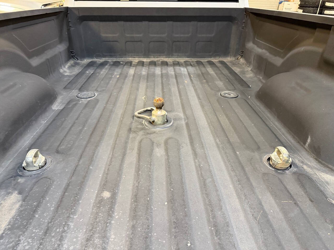 Used 2018 RAM 3500 Laramie RWD image 17