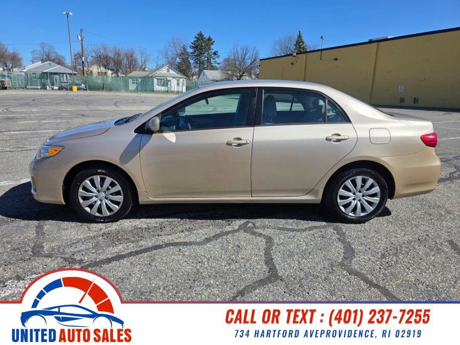 Used 2012 Toyota Corolla LE image 2