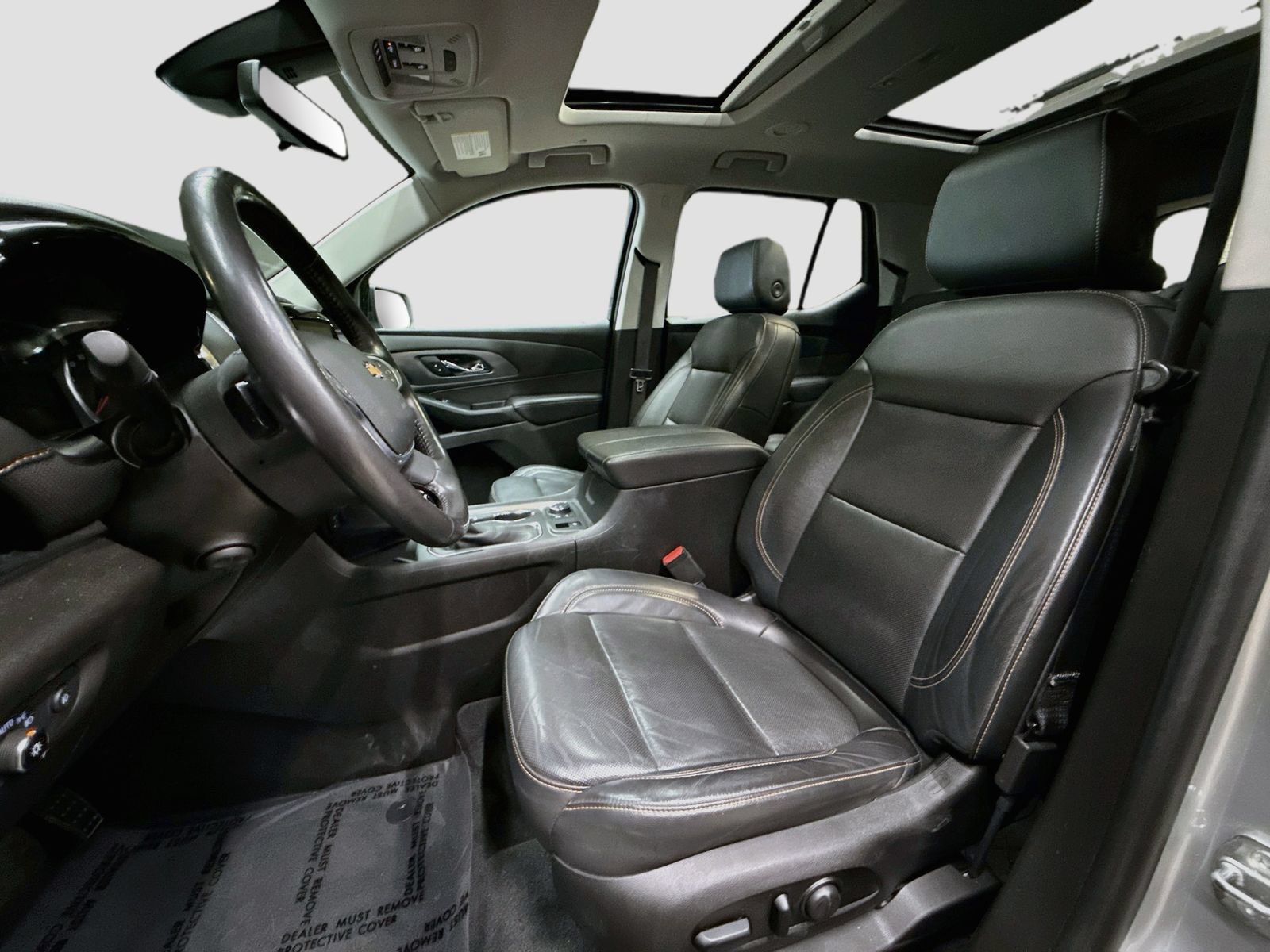 Used 2021 Chevrolet Traverse Premier w/ Redline Edition AWD/4WD image 25